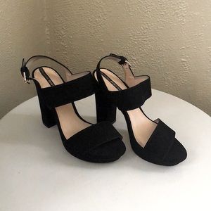 Pull&Bear Black Platform Bloch Heel